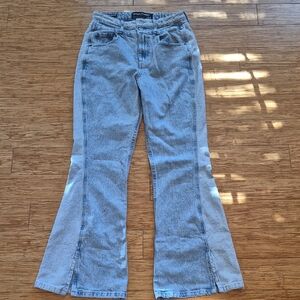 Women's Flare & Wide Leg Jeans in Light Blue